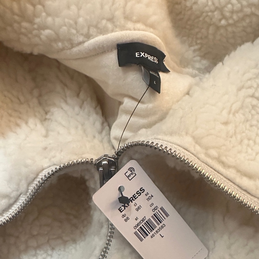 Express Cream Teddy Jacket - Picture 2 of 3